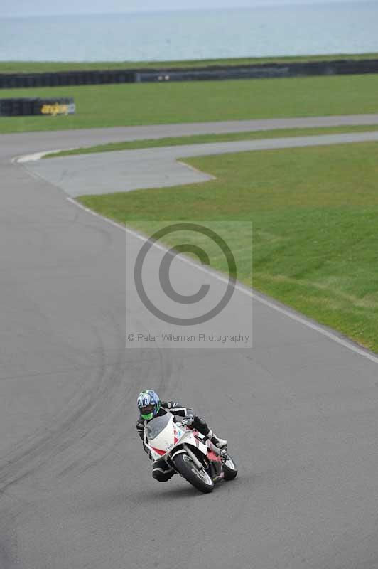 Motorcycle action photographs;anglesey circuit;anglesey trackday photographs;event digital images;eventdigitalimages;no limits trackday;oulton park circuit cheshire;peter wileman photography;trackday;trackday digital images;trackday photos;ty croes circuit wales