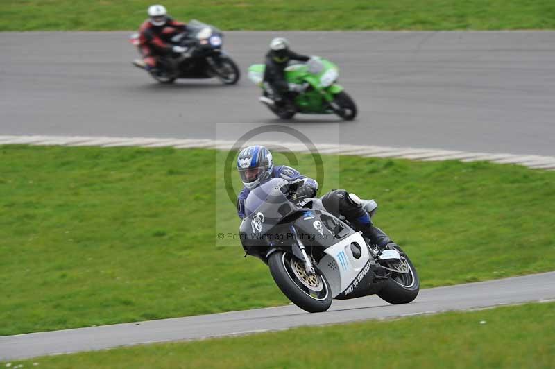 Motorcycle action photographs;anglesey circuit;anglesey trackday photographs;event digital images;eventdigitalimages;no limits trackday;oulton park circuit cheshire;peter wileman photography;trackday;trackday digital images;trackday photos;ty croes circuit wales