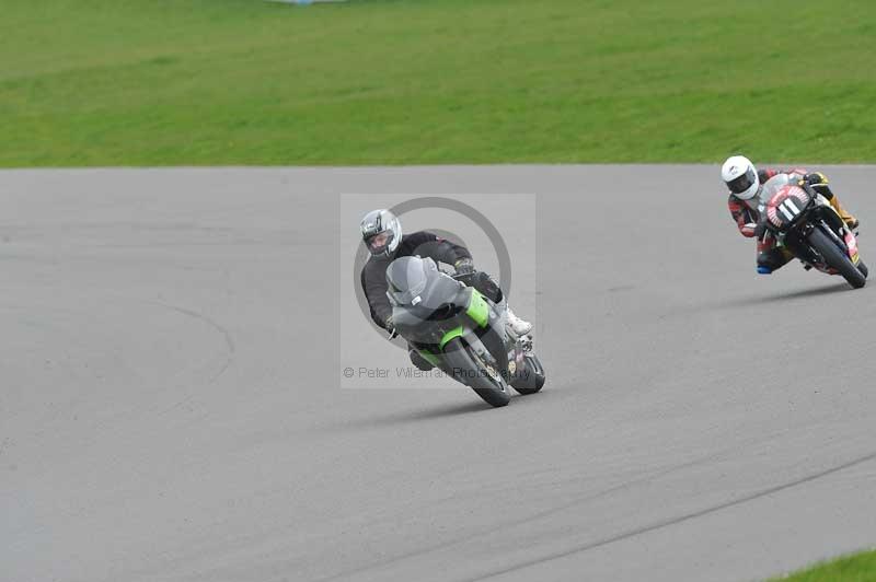 Motorcycle action photographs;anglesey circuit;anglesey trackday photographs;event digital images;eventdigitalimages;no limits trackday;oulton park circuit cheshire;peter wileman photography;trackday;trackday digital images;trackday photos;ty croes circuit wales