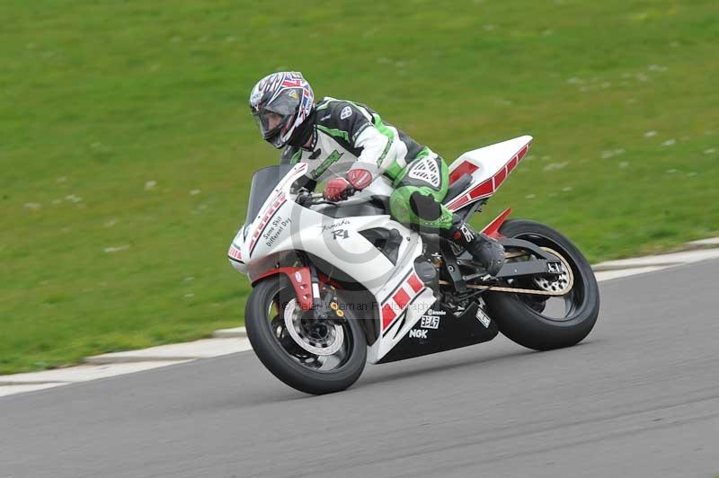 Motorcycle action photographs;anglesey circuit;anglesey trackday photographs;event digital images;eventdigitalimages;no limits trackday;oulton park circuit cheshire;peter wileman photography;trackday;trackday digital images;trackday photos;ty croes circuit wales