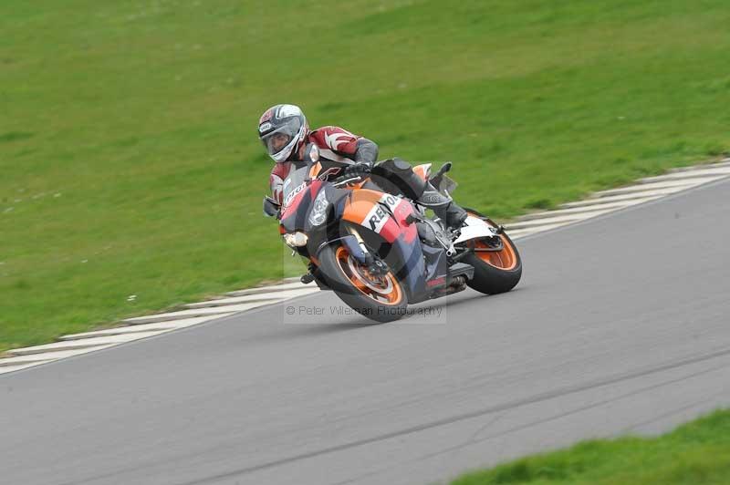 Motorcycle action photographs;anglesey circuit;anglesey trackday photographs;event digital images;eventdigitalimages;no limits trackday;oulton park circuit cheshire;peter wileman photography;trackday;trackday digital images;trackday photos;ty croes circuit wales