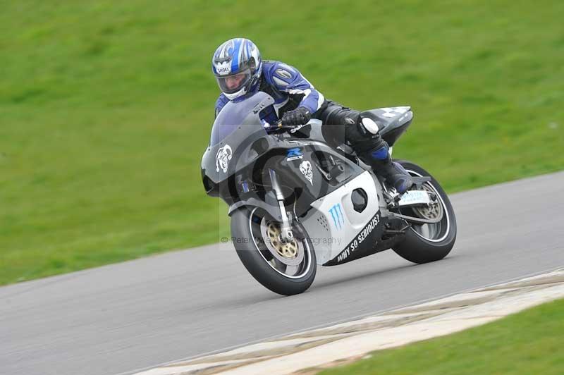 Motorcycle action photographs;anglesey circuit;anglesey trackday photographs;event digital images;eventdigitalimages;no limits trackday;oulton park circuit cheshire;peter wileman photography;trackday;trackday digital images;trackday photos;ty croes circuit wales