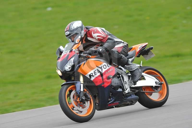 Motorcycle action photographs;anglesey circuit;anglesey trackday photographs;event digital images;eventdigitalimages;no limits trackday;oulton park circuit cheshire;peter wileman photography;trackday;trackday digital images;trackday photos;ty croes circuit wales