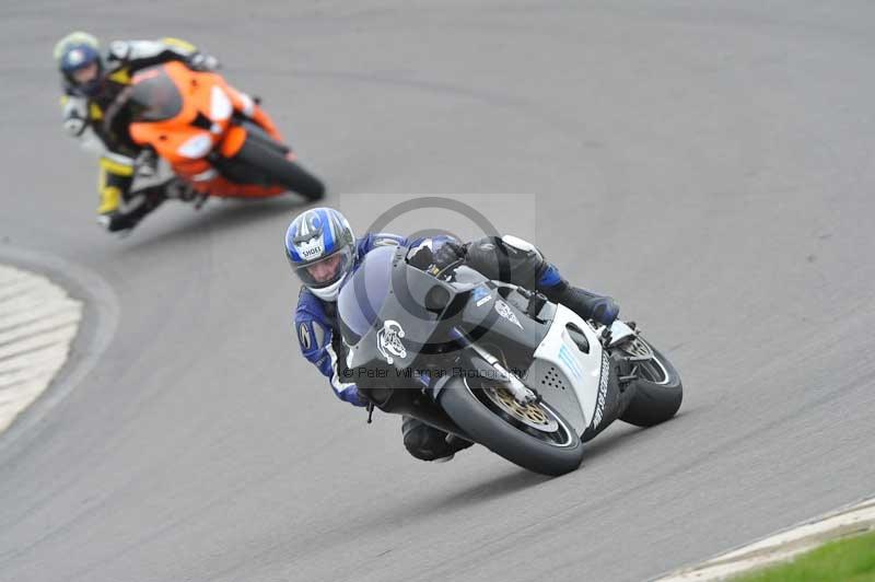 Motorcycle action photographs;anglesey circuit;anglesey trackday photographs;event digital images;eventdigitalimages;no limits trackday;oulton park circuit cheshire;peter wileman photography;trackday;trackday digital images;trackday photos;ty croes circuit wales