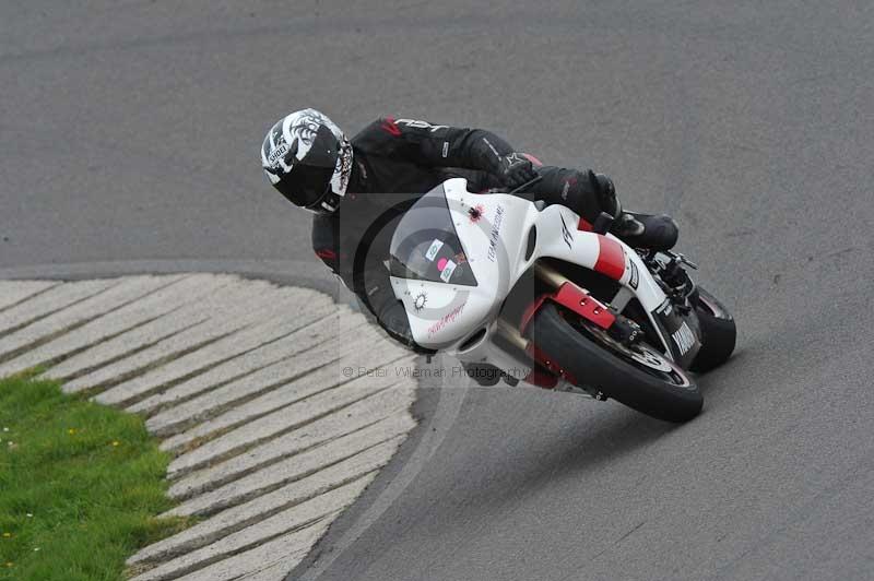 Motorcycle action photographs;anglesey circuit;anglesey trackday photographs;event digital images;eventdigitalimages;no limits trackday;oulton park circuit cheshire;peter wileman photography;trackday;trackday digital images;trackday photos;ty croes circuit wales