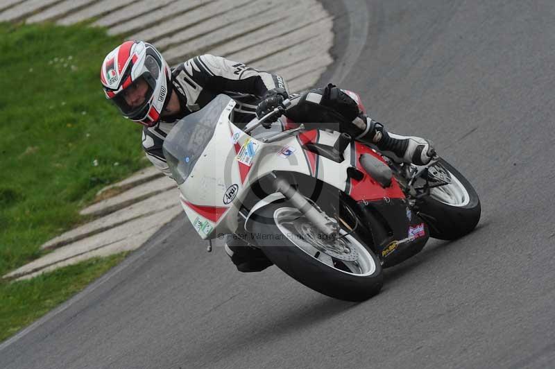 Motorcycle action photographs;anglesey circuit;anglesey trackday photographs;event digital images;eventdigitalimages;no limits trackday;oulton park circuit cheshire;peter wileman photography;trackday;trackday digital images;trackday photos;ty croes circuit wales