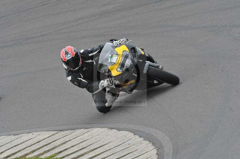 Motorcycle action photographs;anglesey circuit;anglesey trackday photographs;event digital images;eventdigitalimages;no limits trackday;oulton park circuit cheshire;peter wileman photography;trackday;trackday digital images;trackday photos;ty croes circuit wales