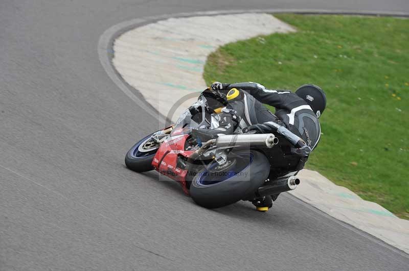 Motorcycle action photographs;anglesey circuit;anglesey trackday photographs;event digital images;eventdigitalimages;no limits trackday;oulton park circuit cheshire;peter wileman photography;trackday;trackday digital images;trackday photos;ty croes circuit wales