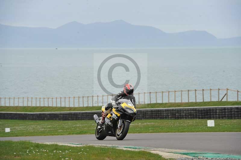 Motorcycle action photographs;anglesey circuit;anglesey trackday photographs;event digital images;eventdigitalimages;no limits trackday;oulton park circuit cheshire;peter wileman photography;trackday;trackday digital images;trackday photos;ty croes circuit wales