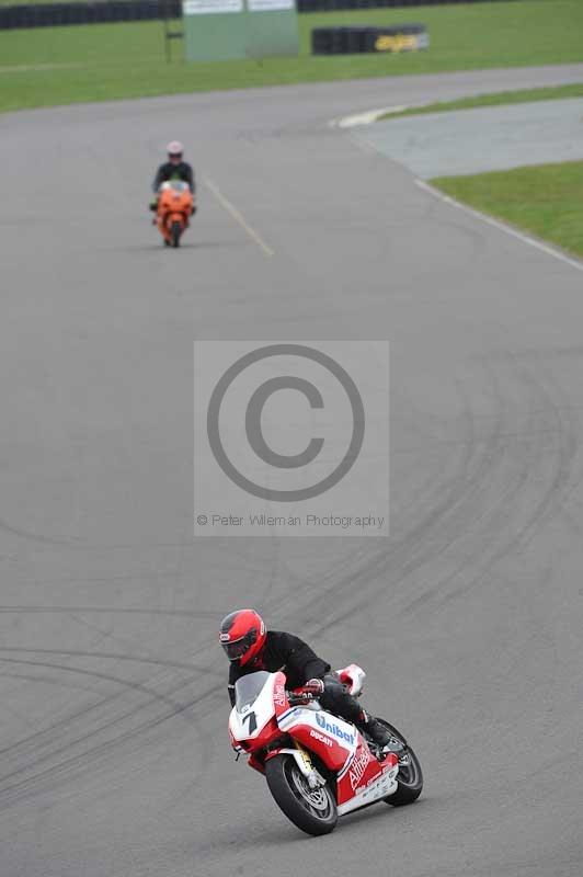 Motorcycle action photographs;anglesey circuit;anglesey trackday photographs;event digital images;eventdigitalimages;no limits trackday;oulton park circuit cheshire;peter wileman photography;trackday;trackday digital images;trackday photos;ty croes circuit wales