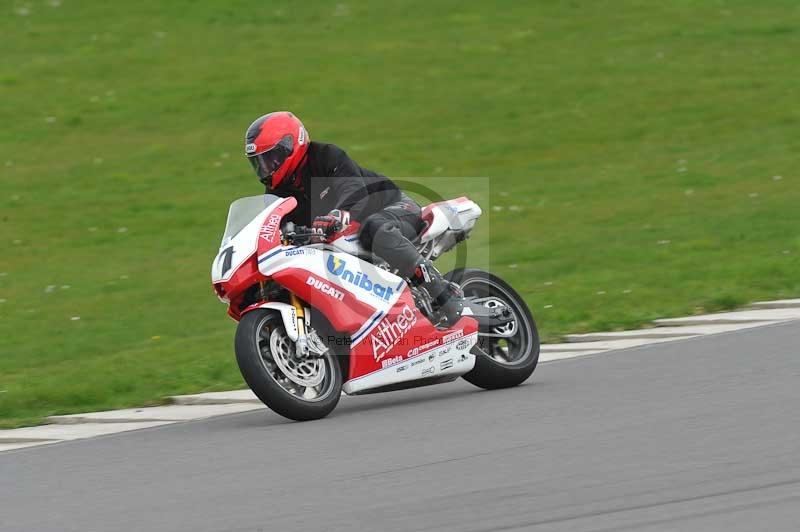 Motorcycle action photographs;anglesey circuit;anglesey trackday photographs;event digital images;eventdigitalimages;no limits trackday;oulton park circuit cheshire;peter wileman photography;trackday;trackday digital images;trackday photos;ty croes circuit wales