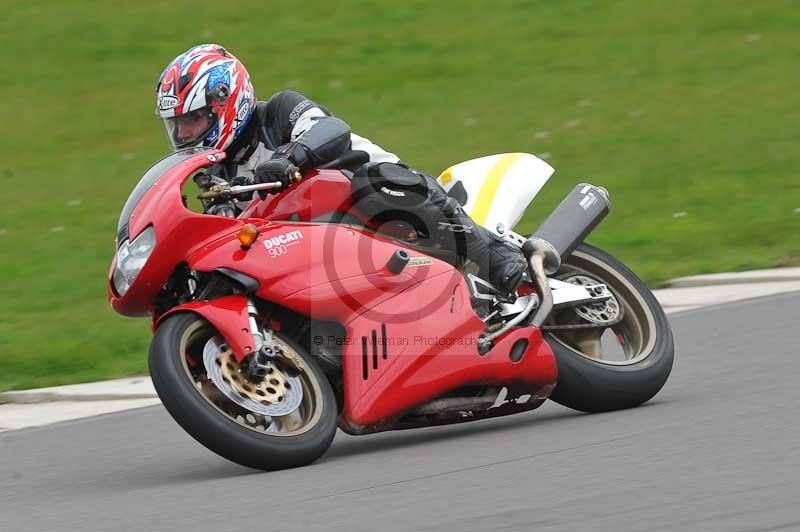 Motorcycle action photographs;anglesey circuit;anglesey trackday photographs;event digital images;eventdigitalimages;no limits trackday;oulton park circuit cheshire;peter wileman photography;trackday;trackday digital images;trackday photos;ty croes circuit wales