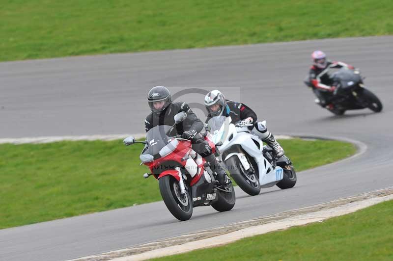 Motorcycle action photographs;anglesey circuit;anglesey trackday photographs;event digital images;eventdigitalimages;no limits trackday;oulton park circuit cheshire;peter wileman photography;trackday;trackday digital images;trackday photos;ty croes circuit wales