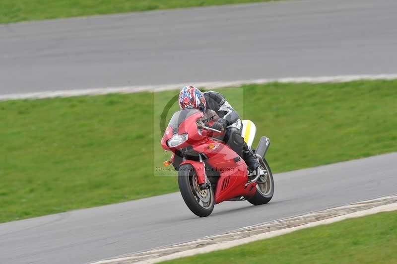 Motorcycle action photographs;anglesey circuit;anglesey trackday photographs;event digital images;eventdigitalimages;no limits trackday;oulton park circuit cheshire;peter wileman photography;trackday;trackday digital images;trackday photos;ty croes circuit wales