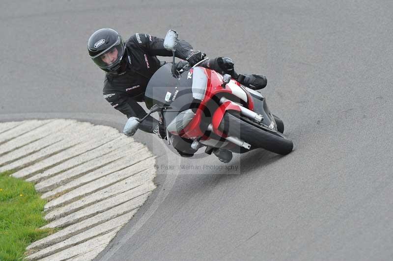 Motorcycle action photographs;anglesey circuit;anglesey trackday photographs;event digital images;eventdigitalimages;no limits trackday;oulton park circuit cheshire;peter wileman photography;trackday;trackday digital images;trackday photos;ty croes circuit wales