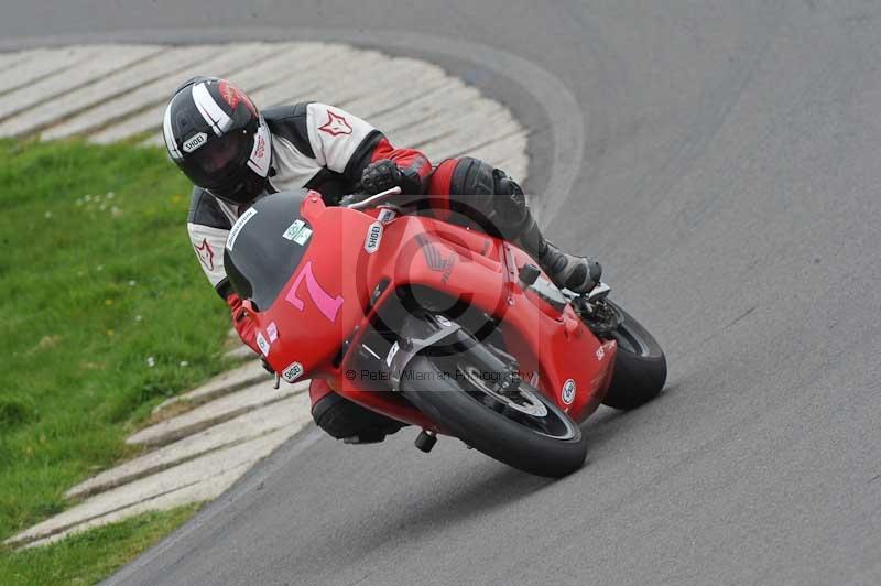 Motorcycle action photographs;anglesey circuit;anglesey trackday photographs;event digital images;eventdigitalimages;no limits trackday;oulton park circuit cheshire;peter wileman photography;trackday;trackday digital images;trackday photos;ty croes circuit wales