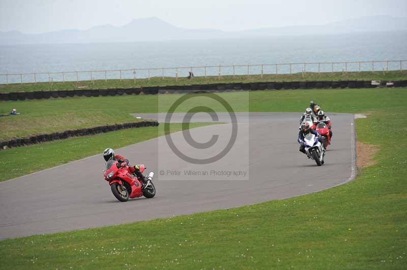 Motorcycle action photographs;anglesey circuit;anglesey trackday photographs;event digital images;eventdigitalimages;no limits trackday;oulton park circuit cheshire;peter wileman photography;trackday;trackday digital images;trackday photos;ty croes circuit wales