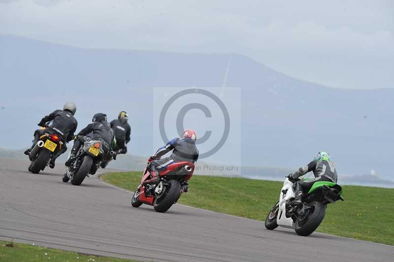 Motorcycle action photographs;anglesey circuit;anglesey trackday photographs;event digital images;eventdigitalimages;no limits trackday;oulton park circuit cheshire;peter wileman photography;trackday;trackday digital images;trackday photos;ty croes circuit wales