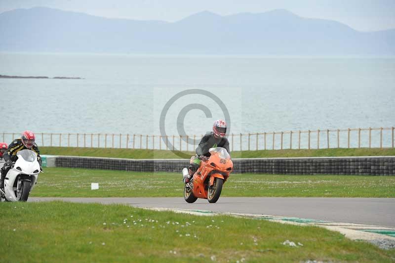 Motorcycle action photographs;anglesey circuit;anglesey trackday photographs;event digital images;eventdigitalimages;no limits trackday;oulton park circuit cheshire;peter wileman photography;trackday;trackday digital images;trackday photos;ty croes circuit wales