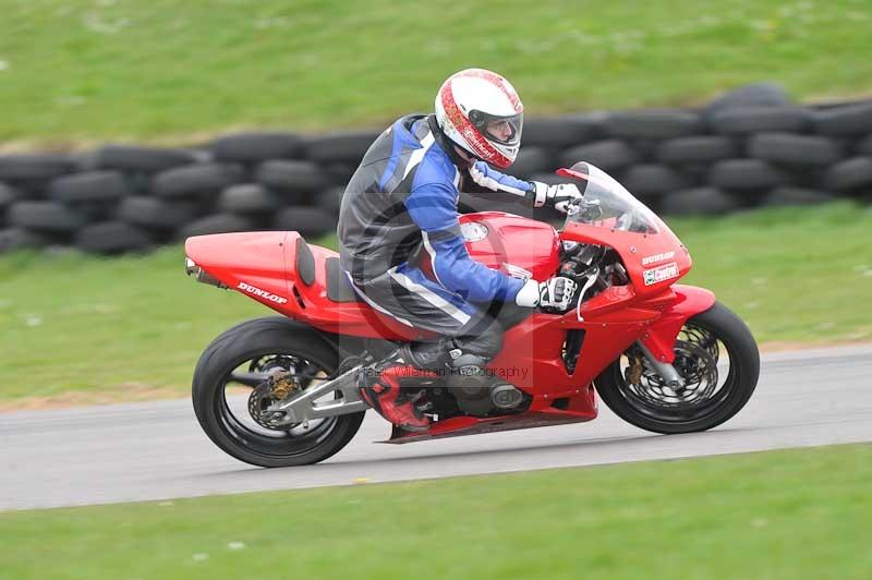 Motorcycle action photographs;anglesey circuit;anglesey trackday photographs;event digital images;eventdigitalimages;no limits trackday;oulton park circuit cheshire;peter wileman photography;trackday;trackday digital images;trackday photos;ty croes circuit wales