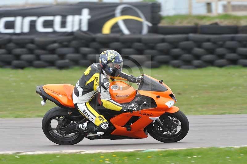 Motorcycle action photographs;anglesey circuit;anglesey trackday photographs;event digital images;eventdigitalimages;no limits trackday;oulton park circuit cheshire;peter wileman photography;trackday;trackday digital images;trackday photos;ty croes circuit wales