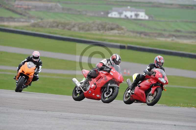 Motorcycle action photographs;anglesey circuit;anglesey trackday photographs;event digital images;eventdigitalimages;no limits trackday;oulton park circuit cheshire;peter wileman photography;trackday;trackday digital images;trackday photos;ty croes circuit wales