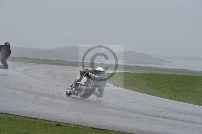 Motorcycle action photographs;anglesey circuit;anglesey trackday photographs;event digital images;eventdigitalimages;no limits trackday;oulton park circuit cheshire;peter wileman photography;trackday;trackday digital images;trackday photos;ty croes circuit wales