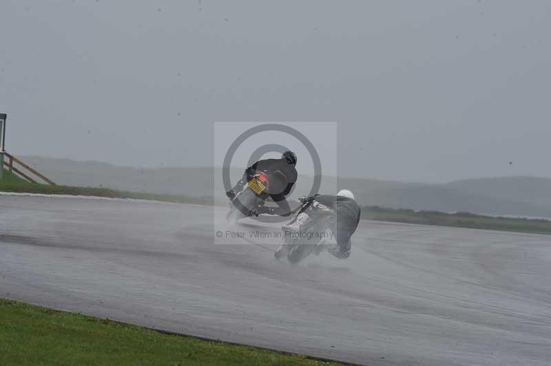 Motorcycle action photographs;anglesey circuit;anglesey trackday photographs;event digital images;eventdigitalimages;no limits trackday;oulton park circuit cheshire;peter wileman photography;trackday;trackday digital images;trackday photos;ty croes circuit wales