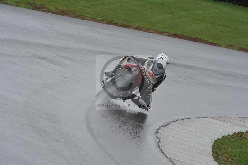 Motorcycle action photographs;anglesey circuit;anglesey trackday photographs;event digital images;eventdigitalimages;no limits trackday;oulton park circuit cheshire;peter wileman photography;trackday;trackday digital images;trackday photos;ty croes circuit wales