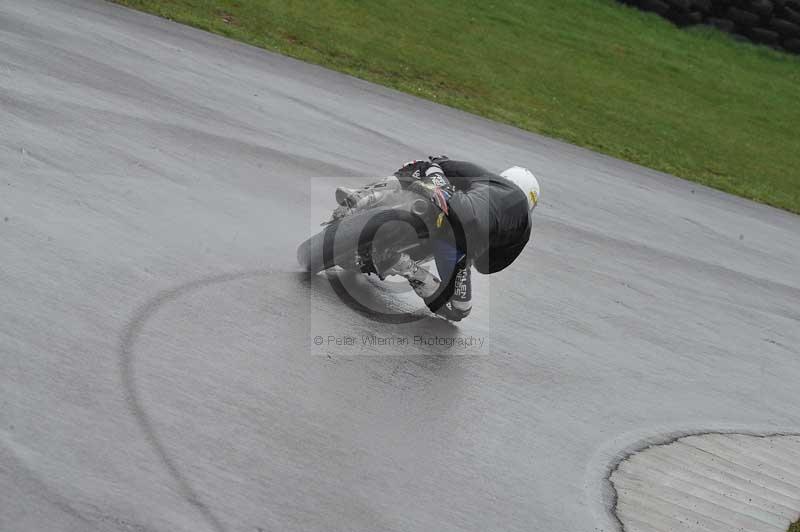 Motorcycle action photographs;anglesey circuit;anglesey trackday photographs;event digital images;eventdigitalimages;no limits trackday;oulton park circuit cheshire;peter wileman photography;trackday;trackday digital images;trackday photos;ty croes circuit wales