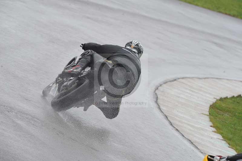 Motorcycle action photographs;anglesey circuit;anglesey trackday photographs;event digital images;eventdigitalimages;no limits trackday;oulton park circuit cheshire;peter wileman photography;trackday;trackday digital images;trackday photos;ty croes circuit wales