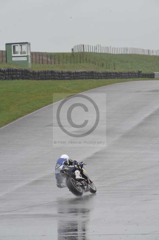 Motorcycle action photographs;anglesey circuit;anglesey trackday photographs;event digital images;eventdigitalimages;no limits trackday;oulton park circuit cheshire;peter wileman photography;trackday;trackday digital images;trackday photos;ty croes circuit wales