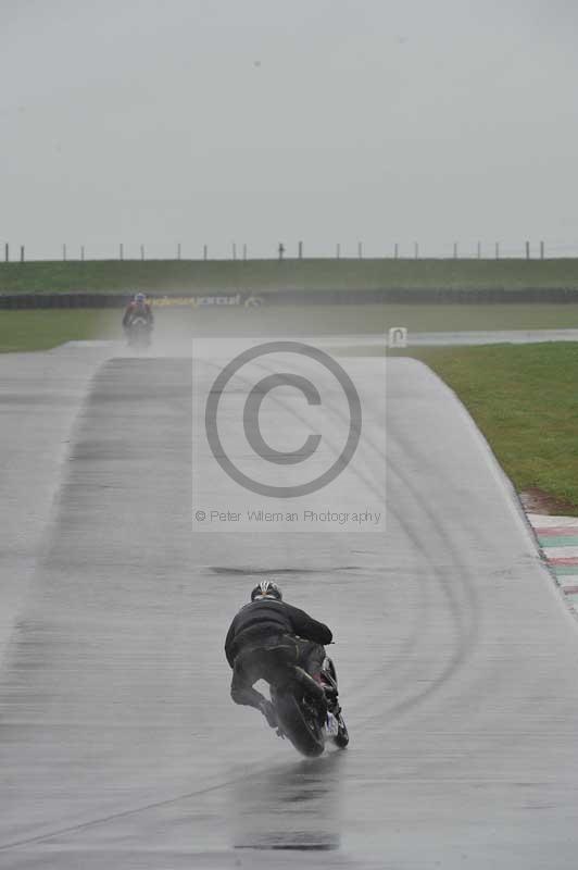 Motorcycle action photographs;anglesey circuit;anglesey trackday photographs;event digital images;eventdigitalimages;no limits trackday;oulton park circuit cheshire;peter wileman photography;trackday;trackday digital images;trackday photos;ty croes circuit wales