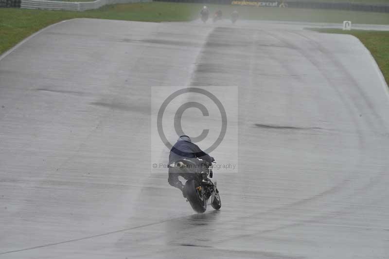 Motorcycle action photographs;anglesey circuit;anglesey trackday photographs;event digital images;eventdigitalimages;no limits trackday;oulton park circuit cheshire;peter wileman photography;trackday;trackday digital images;trackday photos;ty croes circuit wales