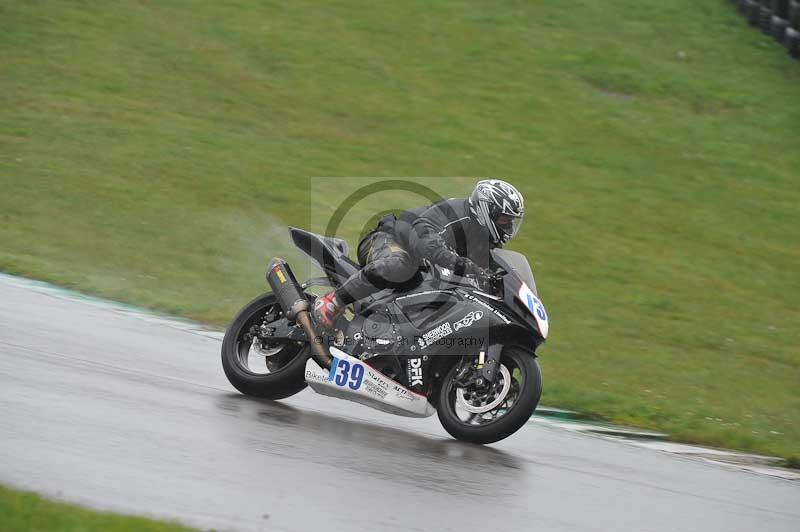 Motorcycle action photographs;anglesey circuit;anglesey trackday photographs;event digital images;eventdigitalimages;no limits trackday;oulton park circuit cheshire;peter wileman photography;trackday;trackday digital images;trackday photos;ty croes circuit wales