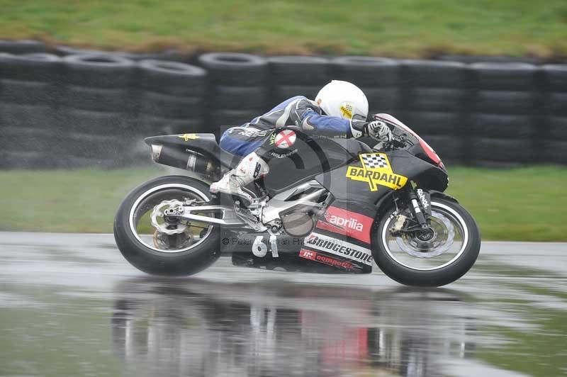 Motorcycle action photographs;anglesey circuit;anglesey trackday photographs;event digital images;eventdigitalimages;no limits trackday;oulton park circuit cheshire;peter wileman photography;trackday;trackday digital images;trackday photos;ty croes circuit wales