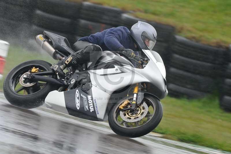 Motorcycle action photographs;anglesey circuit;anglesey trackday photographs;event digital images;eventdigitalimages;no limits trackday;oulton park circuit cheshire;peter wileman photography;trackday;trackday digital images;trackday photos;ty croes circuit wales