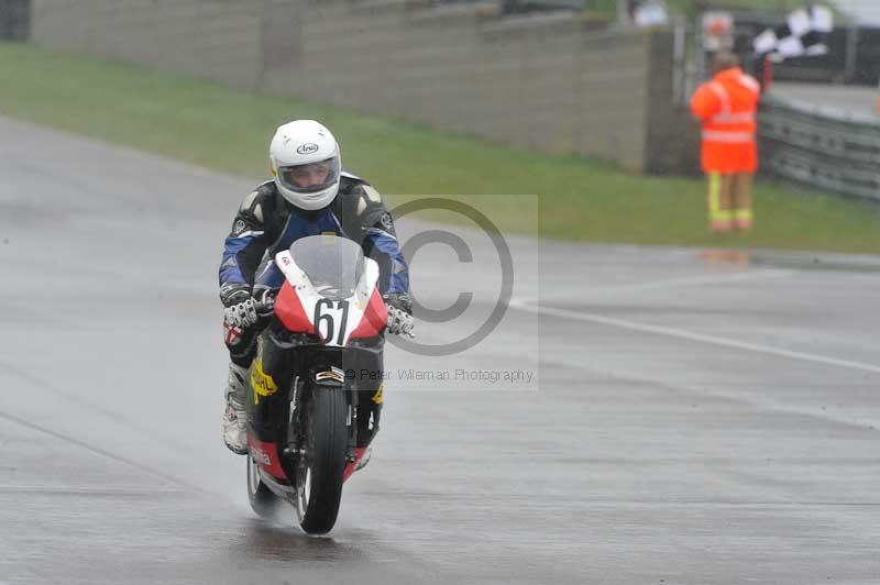 Motorcycle action photographs;anglesey circuit;anglesey trackday photographs;event digital images;eventdigitalimages;no limits trackday;oulton park circuit cheshire;peter wileman photography;trackday;trackday digital images;trackday photos;ty croes circuit wales