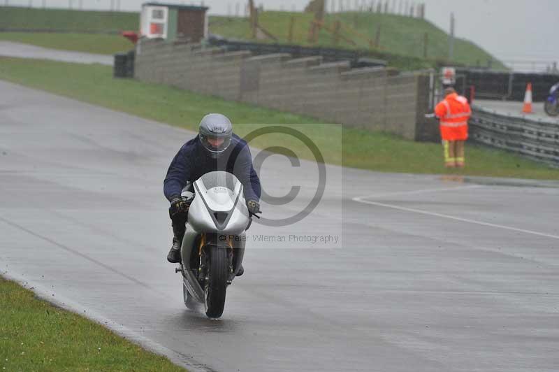 Motorcycle action photographs;anglesey circuit;anglesey trackday photographs;event digital images;eventdigitalimages;no limits trackday;oulton park circuit cheshire;peter wileman photography;trackday;trackday digital images;trackday photos;ty croes circuit wales