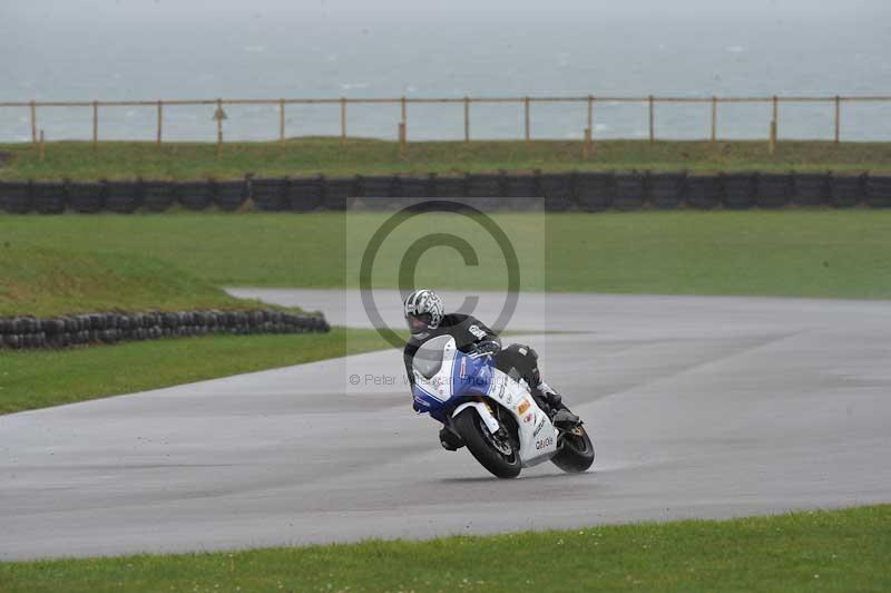 Motorcycle action photographs;anglesey circuit;anglesey trackday photographs;event digital images;eventdigitalimages;no limits trackday;oulton park circuit cheshire;peter wileman photography;trackday;trackday digital images;trackday photos;ty croes circuit wales