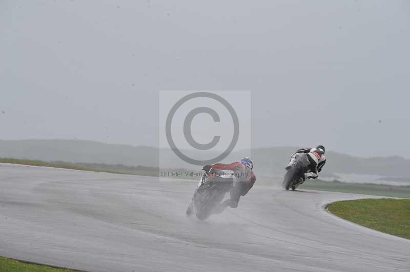 Motorcycle action photographs;anglesey circuit;anglesey trackday photographs;event digital images;eventdigitalimages;no limits trackday;oulton park circuit cheshire;peter wileman photography;trackday;trackday digital images;trackday photos;ty croes circuit wales