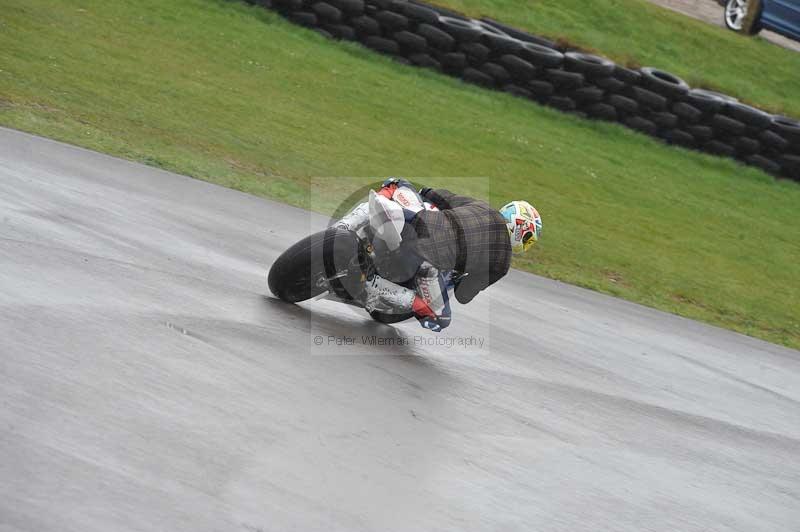 Motorcycle action photographs;anglesey circuit;anglesey trackday photographs;event digital images;eventdigitalimages;no limits trackday;oulton park circuit cheshire;peter wileman photography;trackday;trackday digital images;trackday photos;ty croes circuit wales