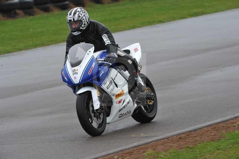 Motorcycle action photographs;anglesey circuit;anglesey trackday photographs;event digital images;eventdigitalimages;no limits trackday;oulton park circuit cheshire;peter wileman photography;trackday;trackday digital images;trackday photos;ty croes circuit wales