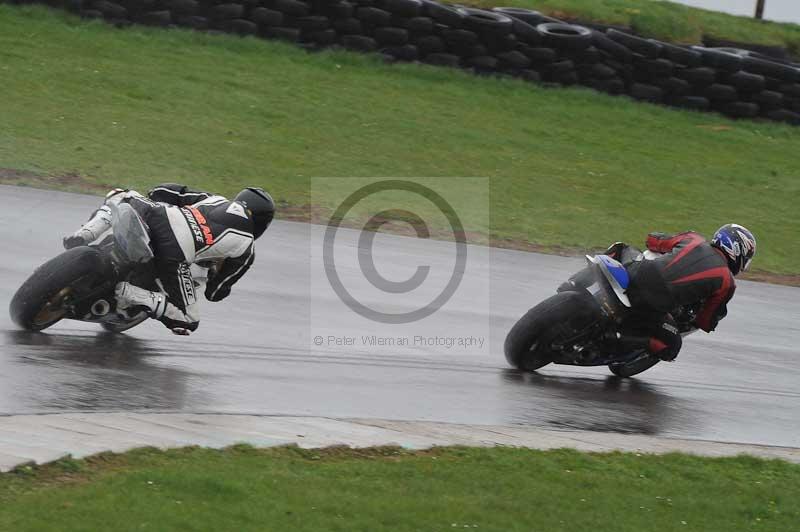 Motorcycle action photographs;anglesey circuit;anglesey trackday photographs;event digital images;eventdigitalimages;no limits trackday;oulton park circuit cheshire;peter wileman photography;trackday;trackday digital images;trackday photos;ty croes circuit wales