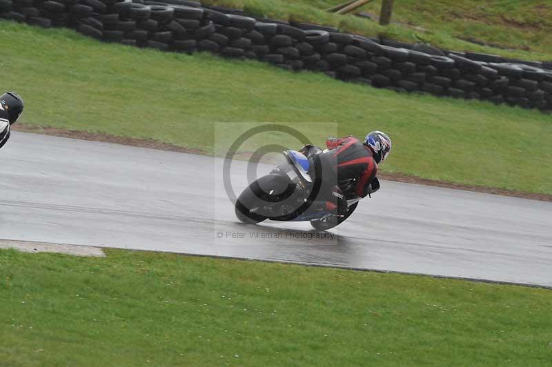 Motorcycle action photographs;anglesey circuit;anglesey trackday photographs;event digital images;eventdigitalimages;no limits trackday;oulton park circuit cheshire;peter wileman photography;trackday;trackday digital images;trackday photos;ty croes circuit wales