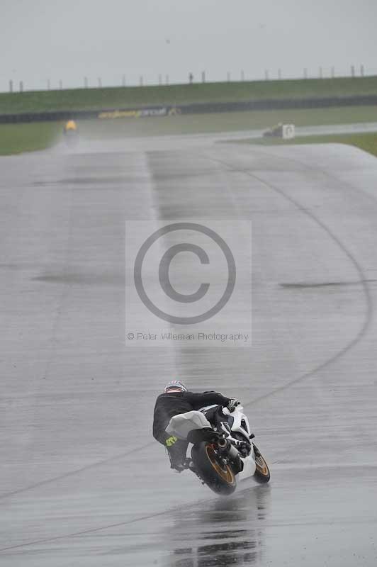 Motorcycle action photographs;anglesey circuit;anglesey trackday photographs;event digital images;eventdigitalimages;no limits trackday;oulton park circuit cheshire;peter wileman photography;trackday;trackday digital images;trackday photos;ty croes circuit wales