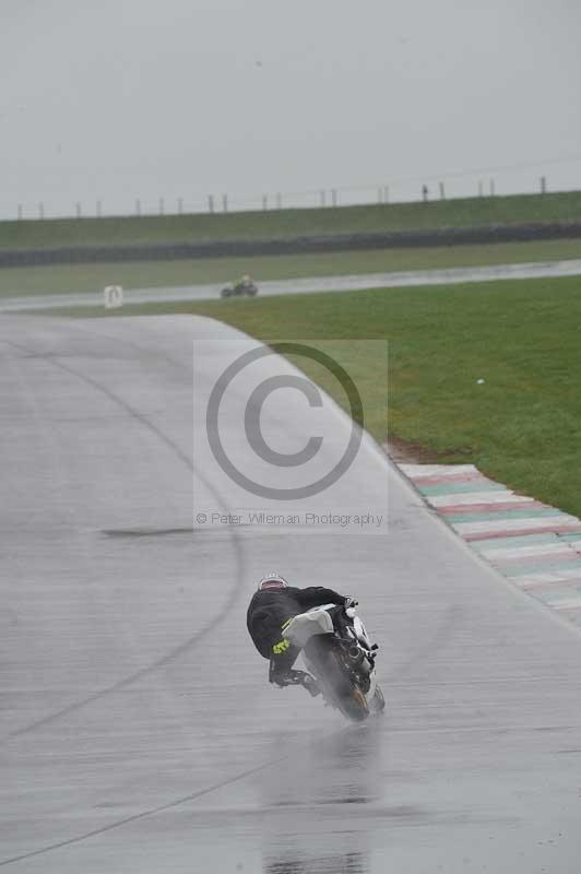 Motorcycle action photographs;anglesey circuit;anglesey trackday photographs;event digital images;eventdigitalimages;no limits trackday;oulton park circuit cheshire;peter wileman photography;trackday;trackday digital images;trackday photos;ty croes circuit wales