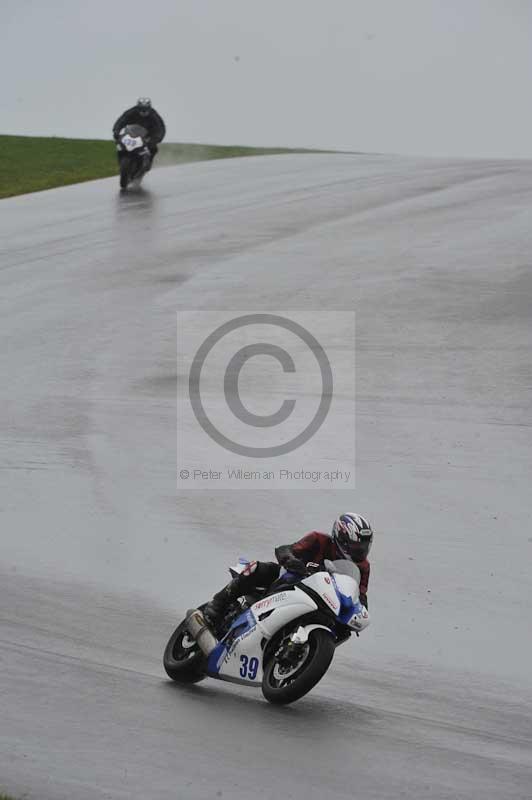 Motorcycle action photographs;anglesey circuit;anglesey trackday photographs;event digital images;eventdigitalimages;no limits trackday;oulton park circuit cheshire;peter wileman photography;trackday;trackday digital images;trackday photos;ty croes circuit wales