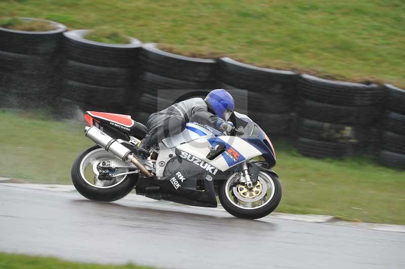 Motorcycle action photographs;anglesey circuit;anglesey trackday photographs;event digital images;eventdigitalimages;no limits trackday;oulton park circuit cheshire;peter wileman photography;trackday;trackday digital images;trackday photos;ty croes circuit wales