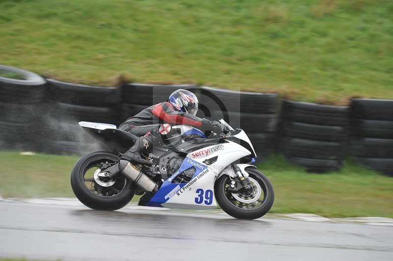 Motorcycle action photographs;anglesey circuit;anglesey trackday photographs;event digital images;eventdigitalimages;no limits trackday;oulton park circuit cheshire;peter wileman photography;trackday;trackday digital images;trackday photos;ty croes circuit wales